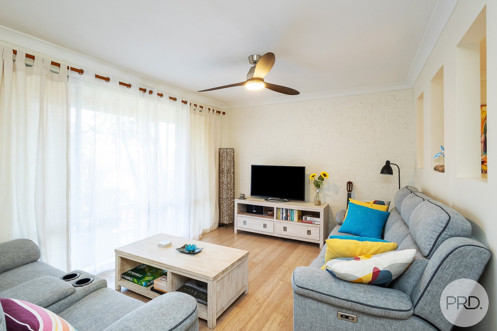 1/110 Tomaree Road SHOAL BAY 2