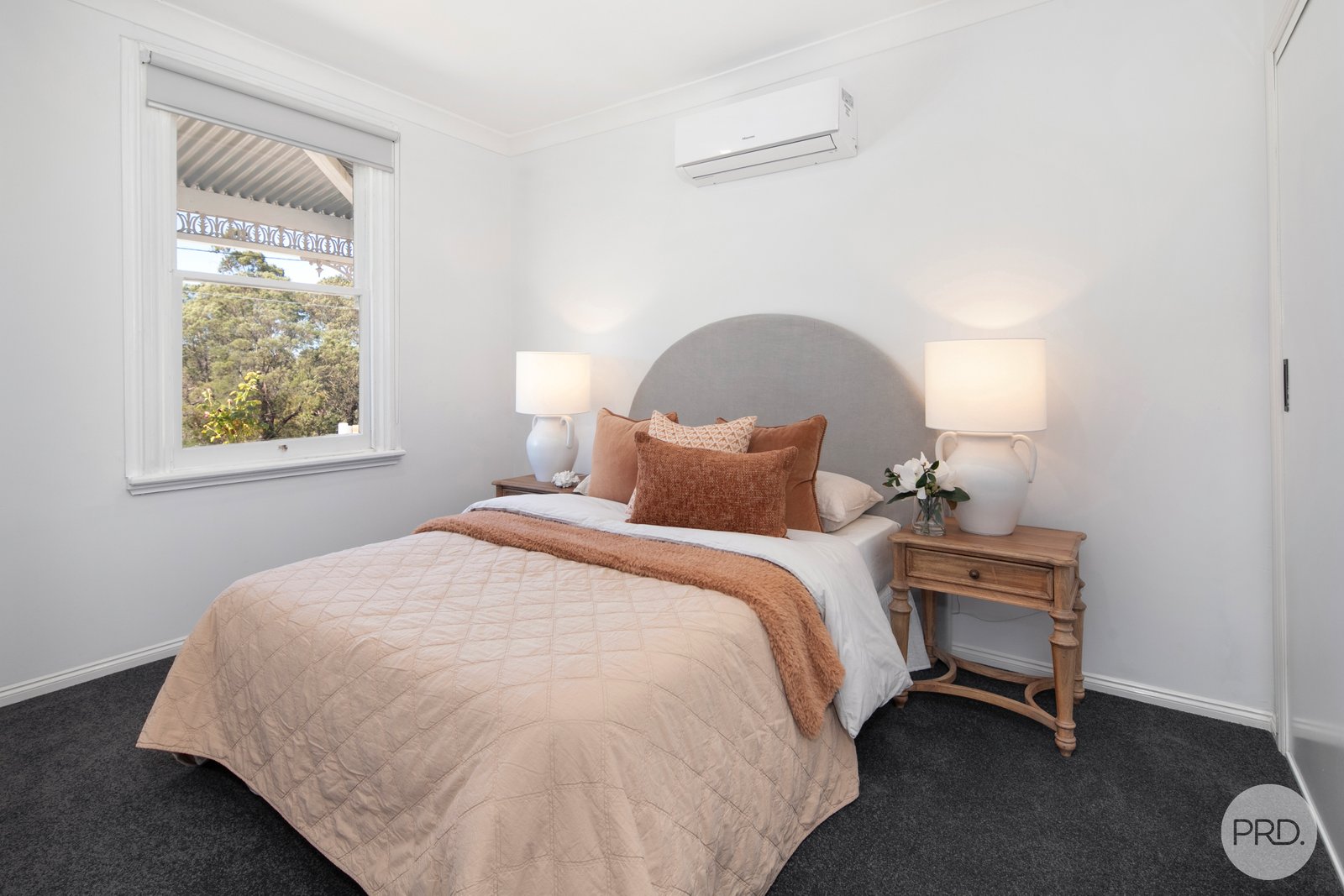 1/110 Yarrowee Parade REDAN 2