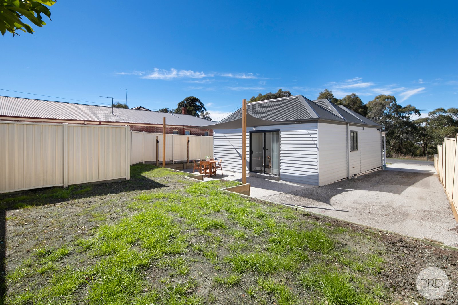 1/110 Yarrowee Parade REDAN 10