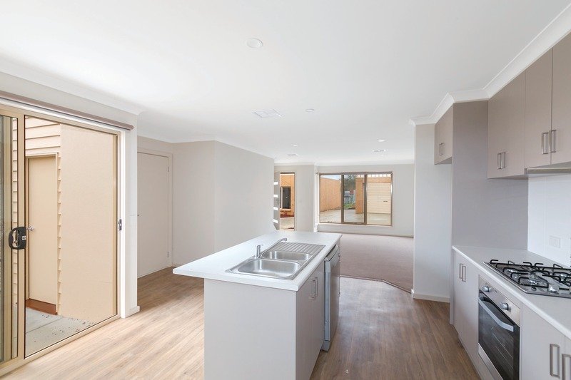 Gallery: 11/1015-1017 Gregory Street