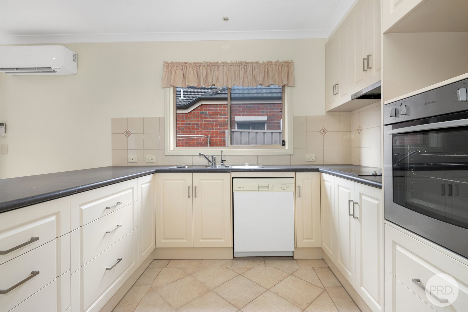 1/1104 Doveton St North BALLARAT NORTH 4