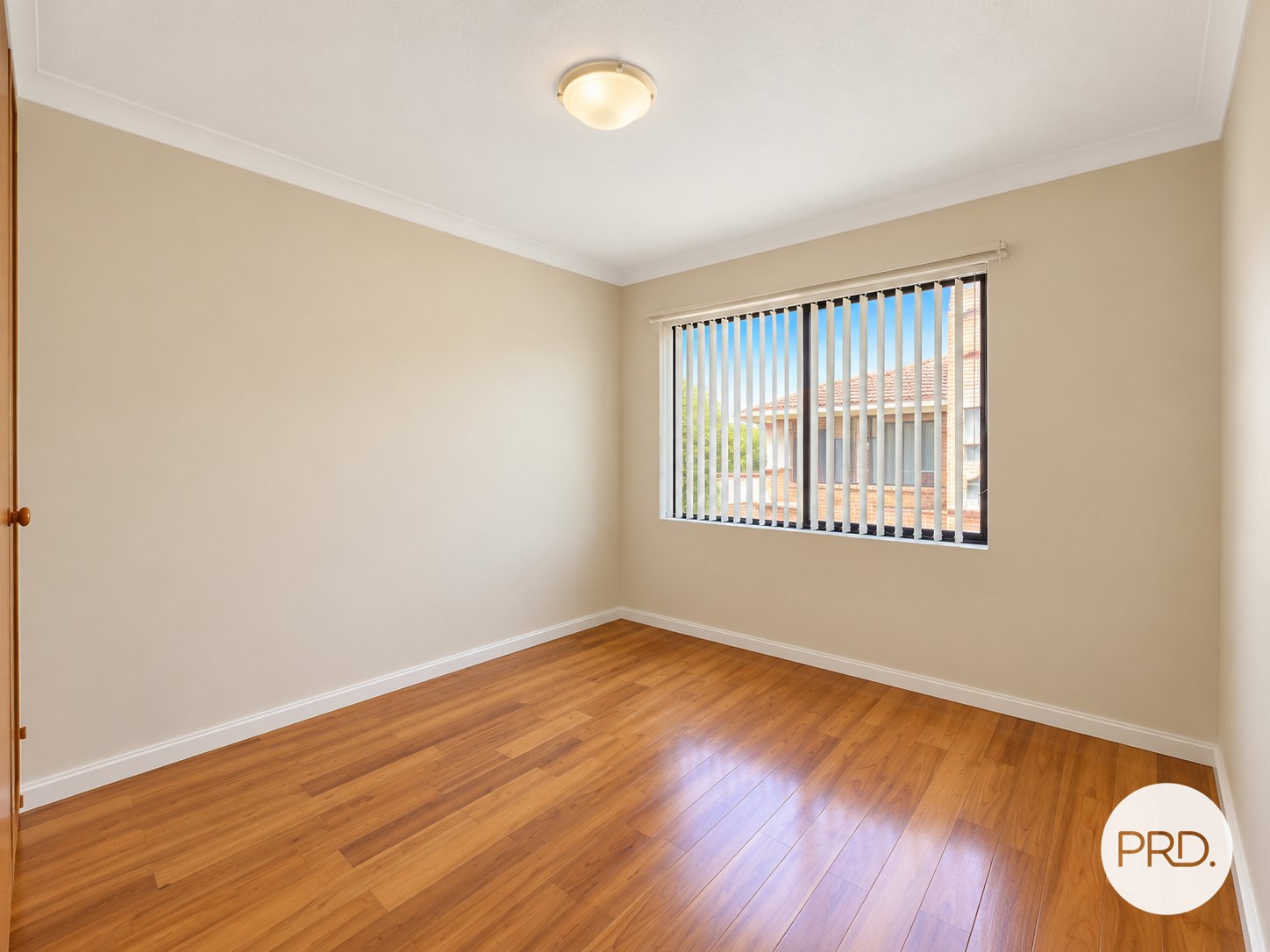 11/107 Castlereagh Street LIVERPOOL 4