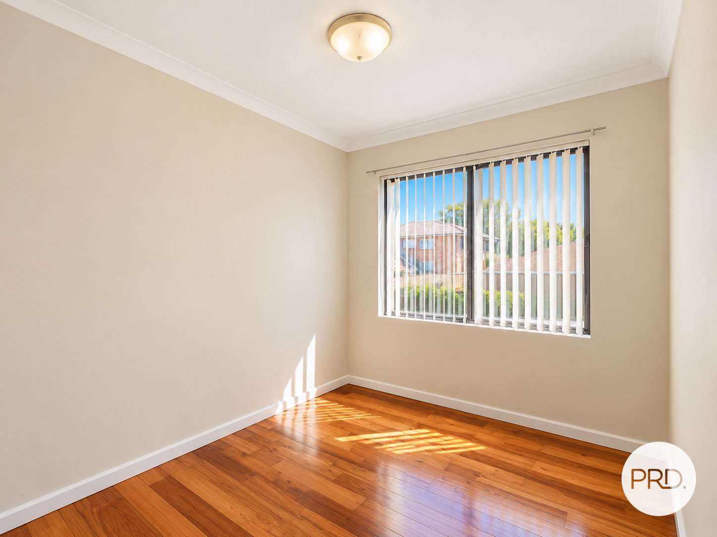11/107 Castlereagh Street LIVERPOOL 5
