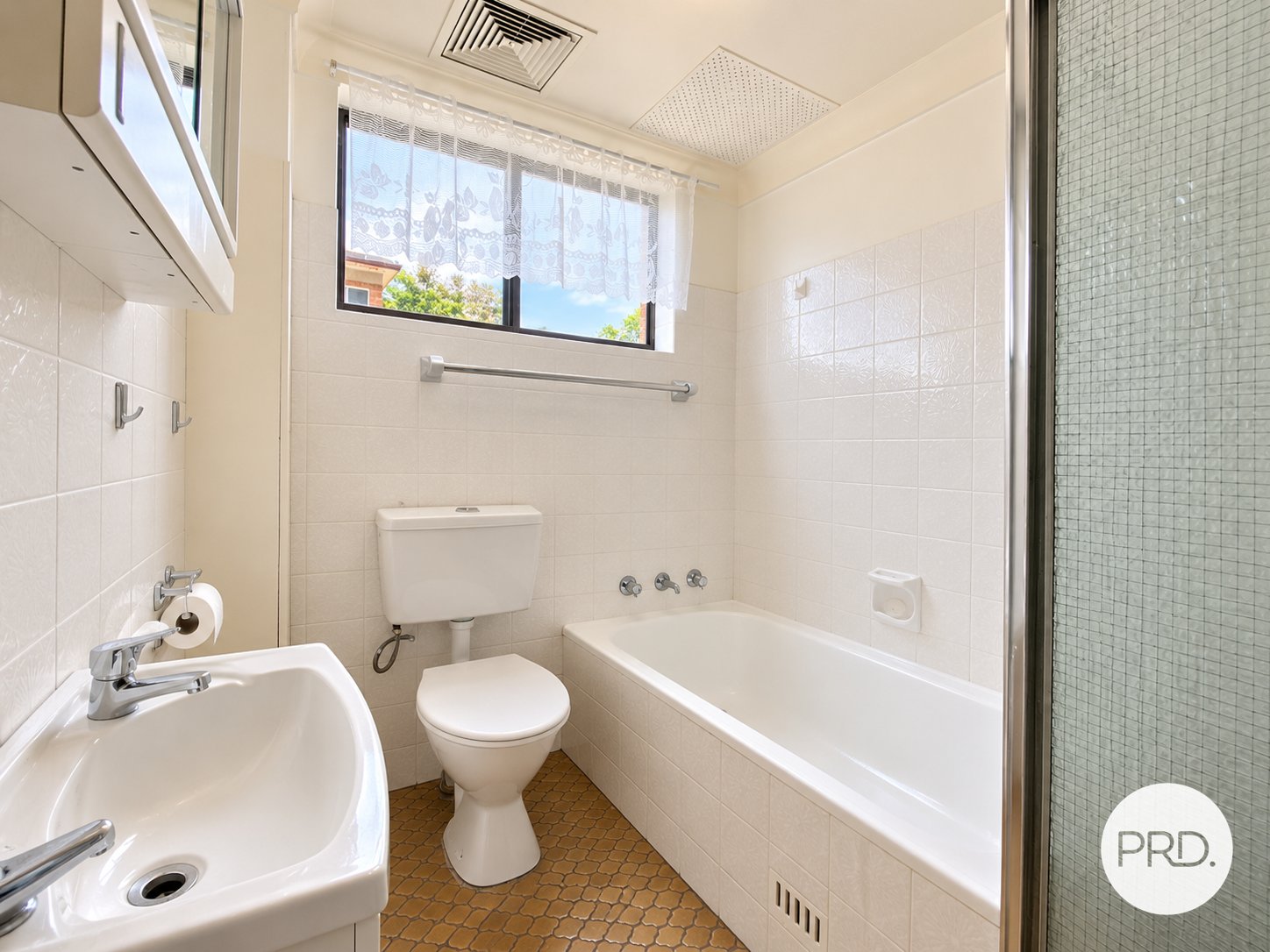 11/107 Castlereagh Street LIVERPOOL 6