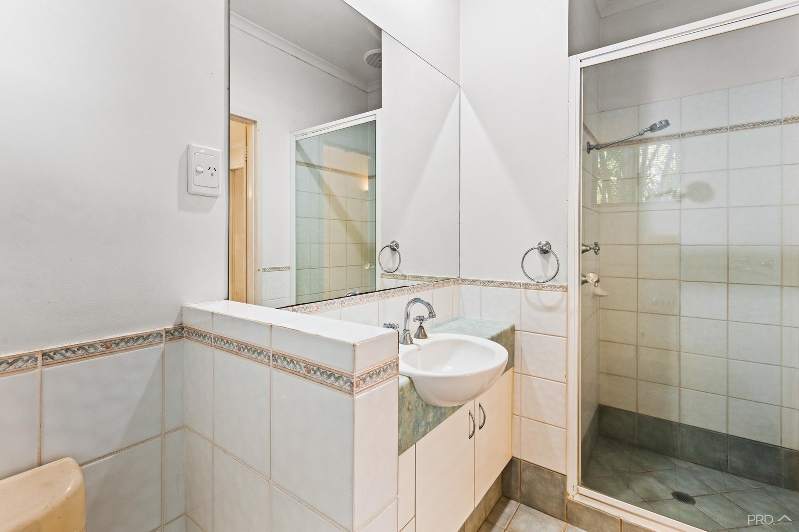 11/11 Challenor Drive CABLE BEACH 13