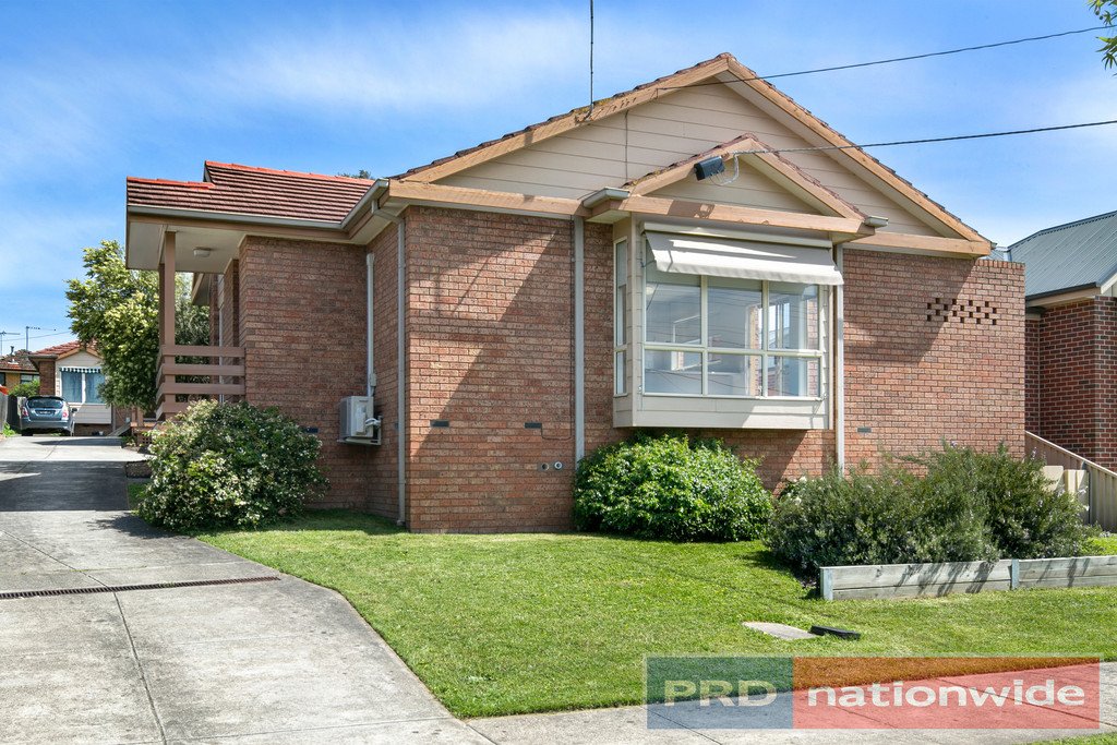 1/111 Howitt Street SOLDIERS HILL 1