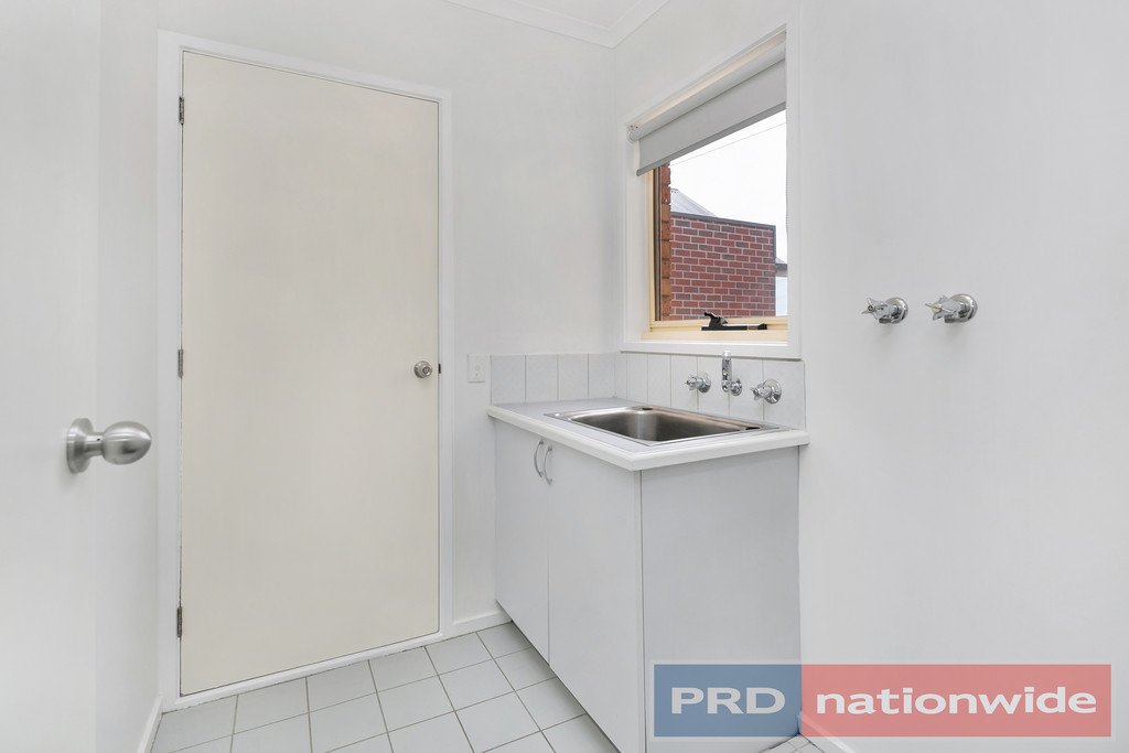 1/111 Howitt Street SOLDIERS HILL 9