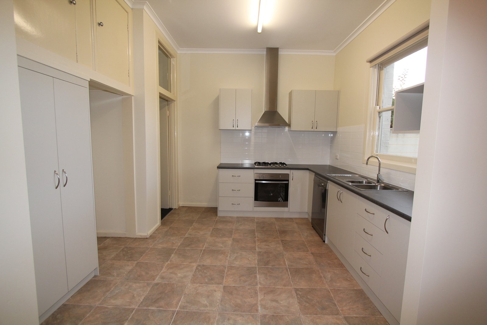 1111 Mair Street BALLARAT CENTRAL 8