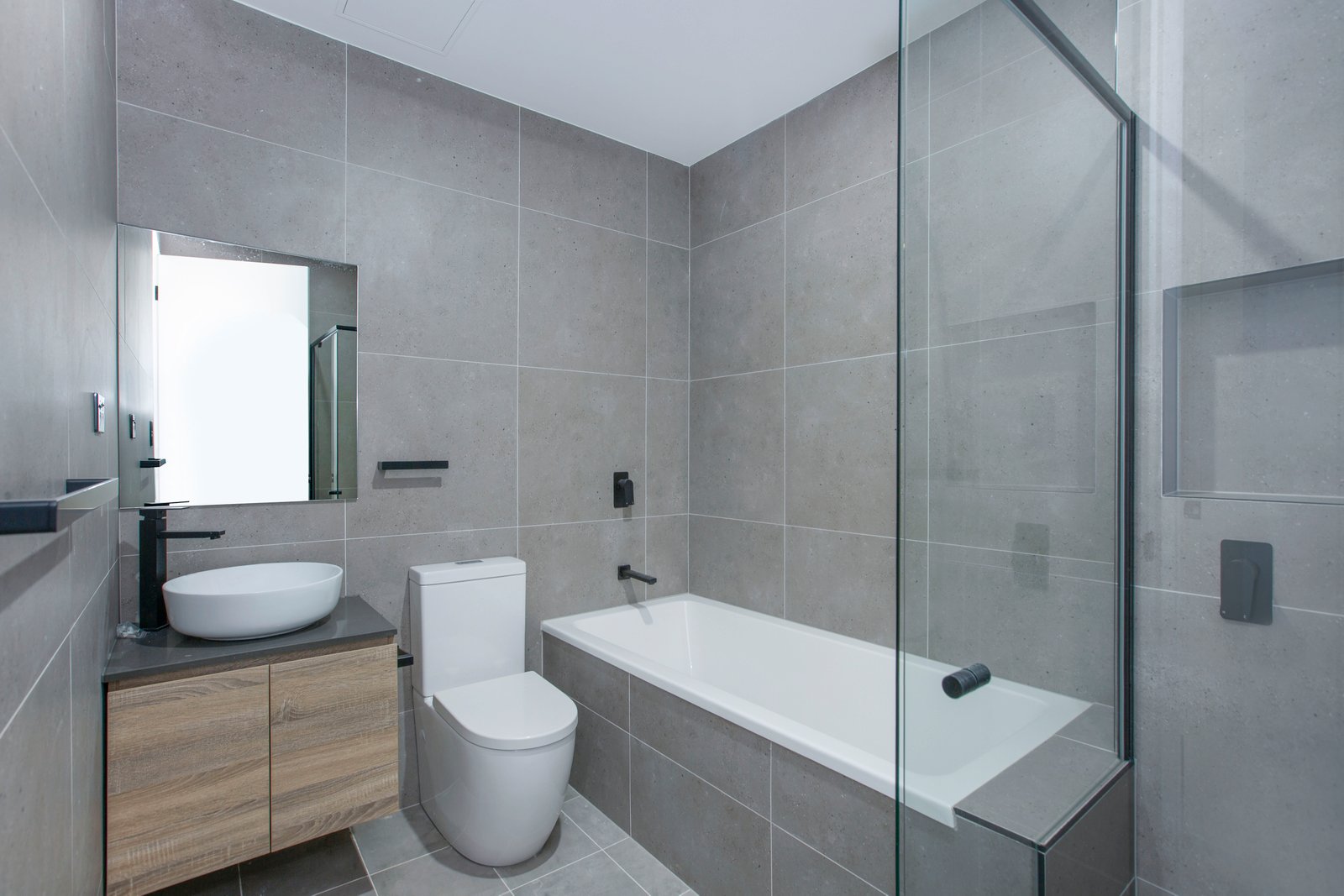 111/10 Beaumont Street CAMPSIE 4