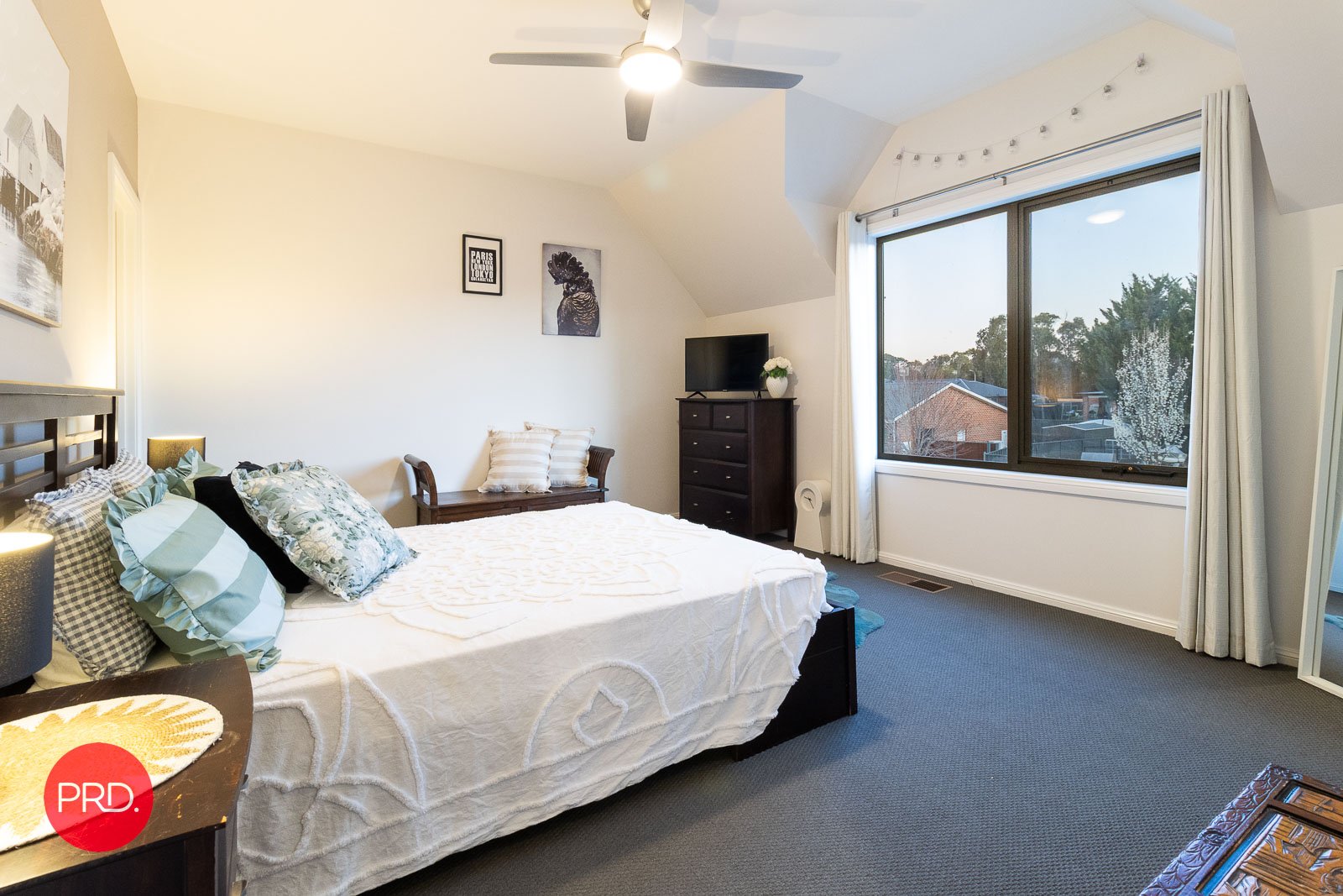 11/113 Ellendon Street BUNGENDORE 8