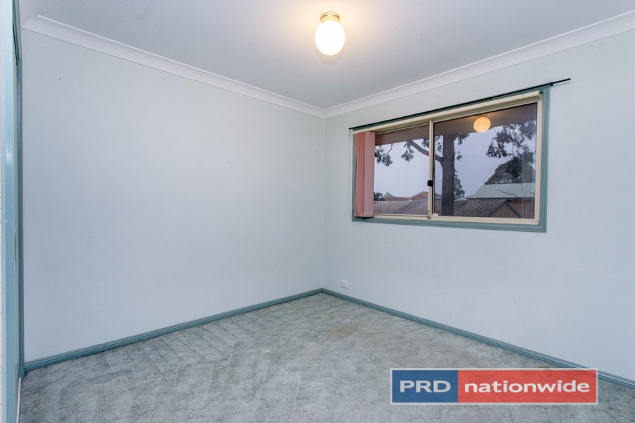 11/113 The Lakes Drive GLENMORE PARK 11