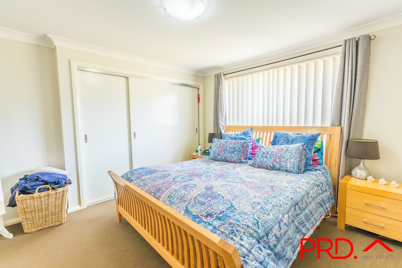 11/11a Lake Place TAMWORTH 10
