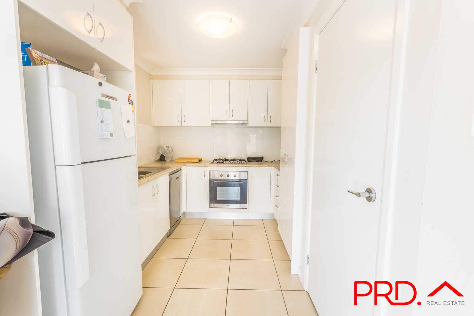 11/11a Lake Place TAMWORTH 17