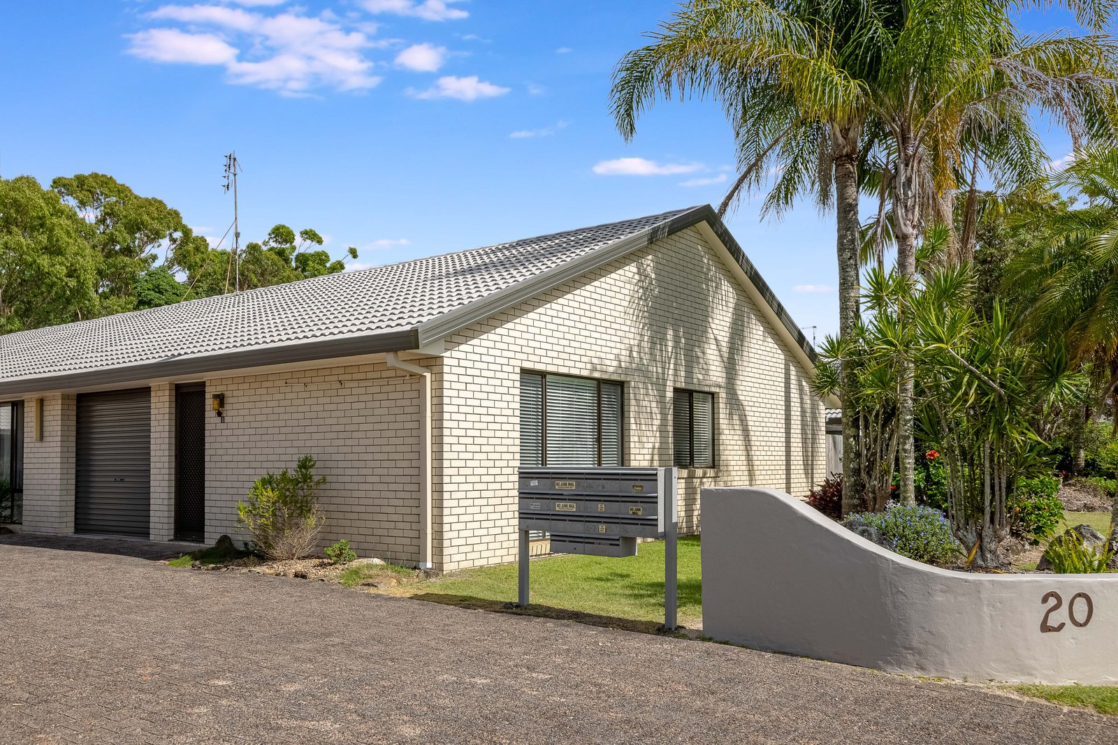 11/12-20 Sand Street KINGSCLIFF 9