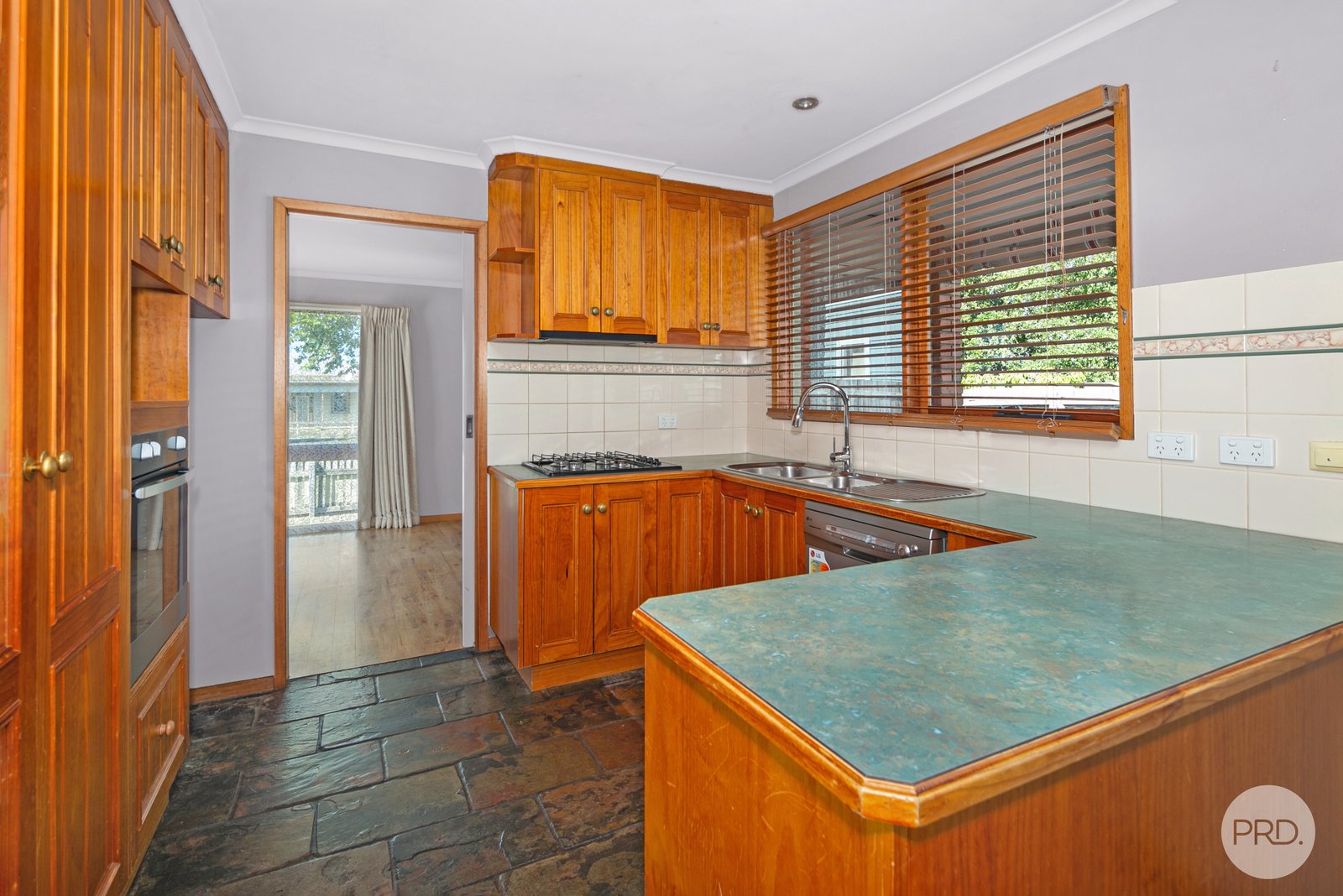 1112 Eyre Street NEWINGTON 4