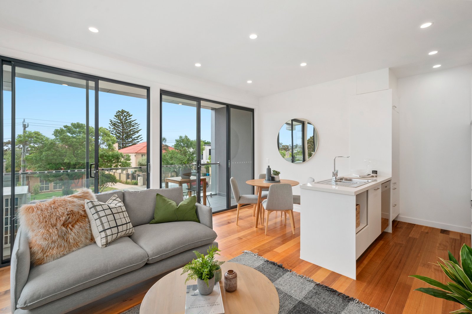 Gallery: 11/12 Gleniffer Avenue