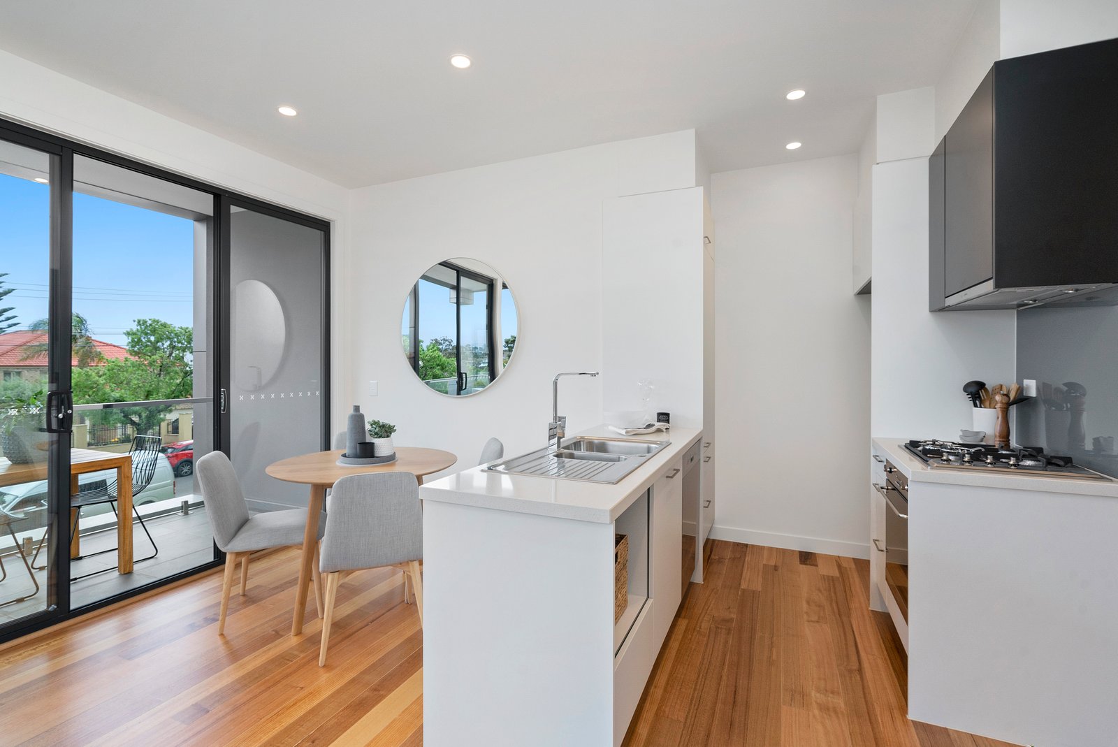 Gallery: 11/12 Gleniffer Avenue