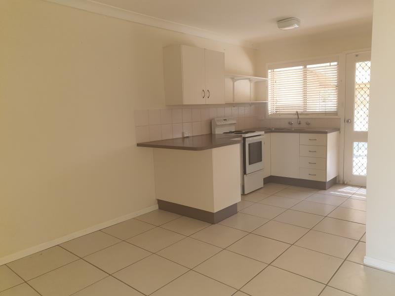 1/112 Robert Street TAMWORTH 2
