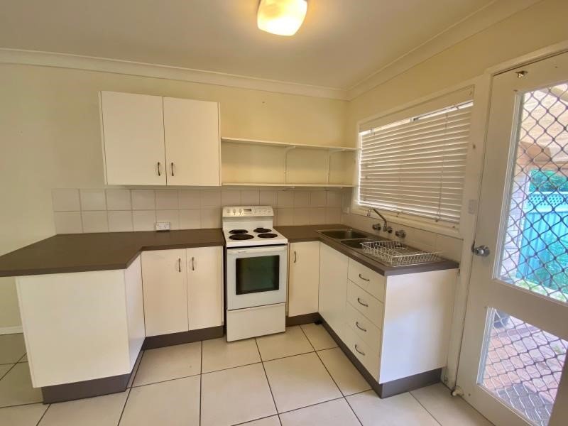1/112 Robert Street TAMWORTH 2