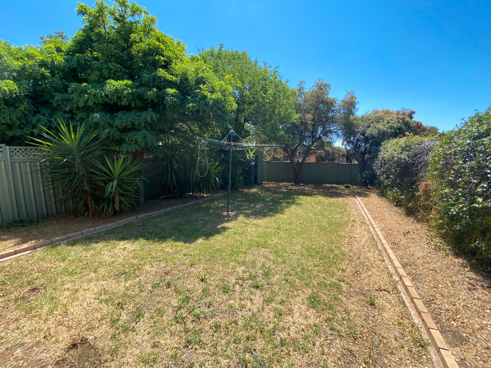 1/112 Robert Street TAMWORTH 6