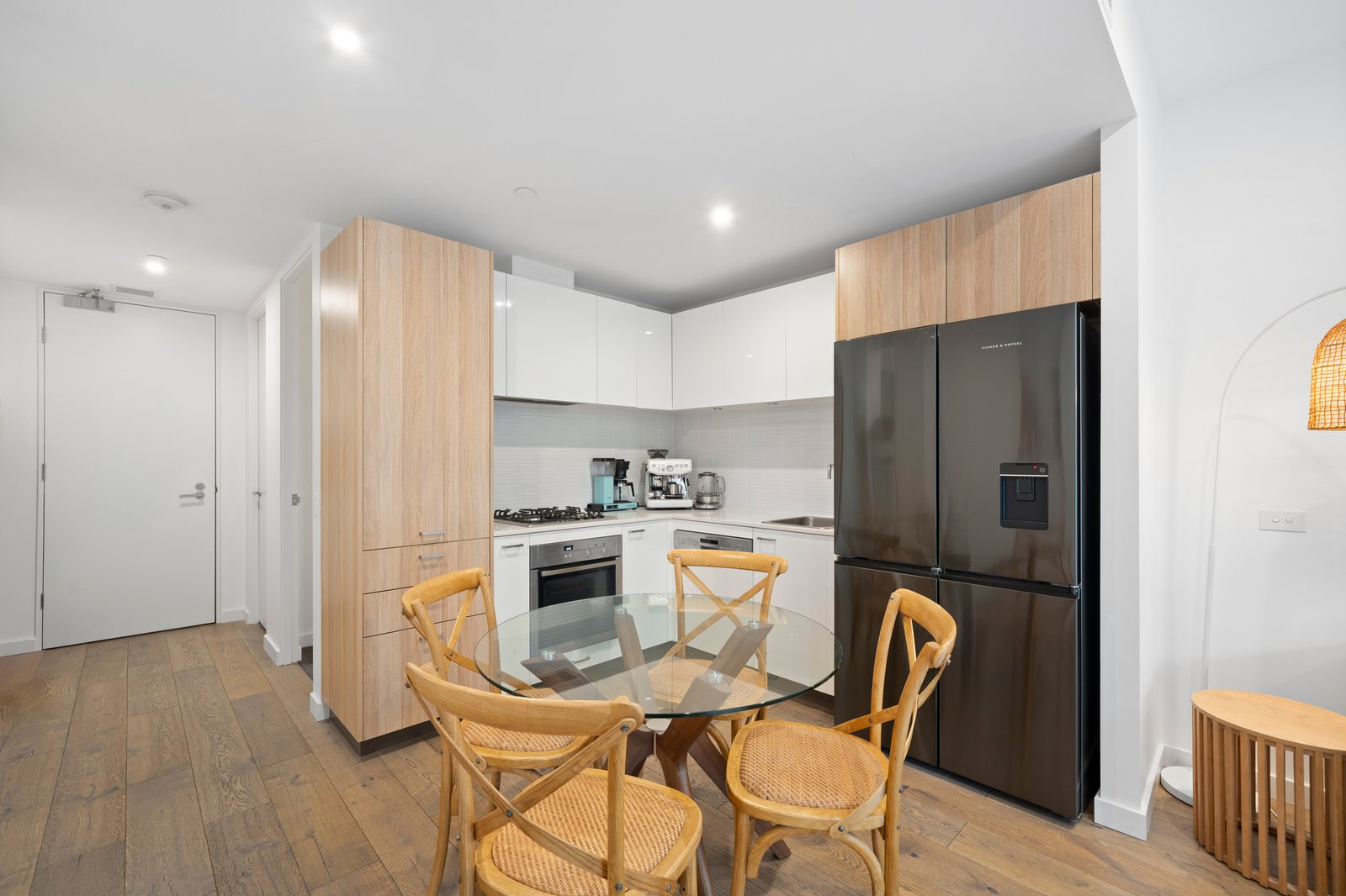 Gallery: 111/220 Bay Road