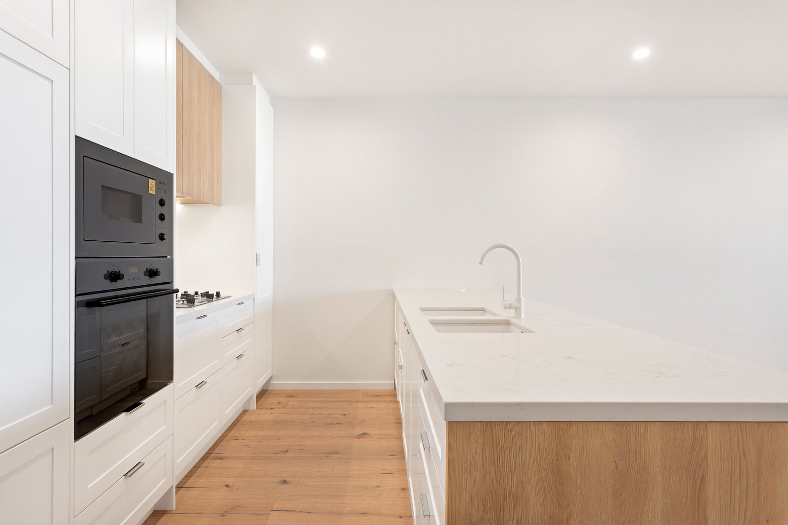 Real Estate and Property in 111/241 Glen Huntly Road, Elsternwick, VIC