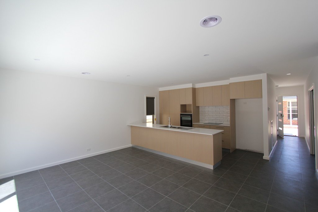 1/1124a Lydiard Street North BALLARAT NORTH 3