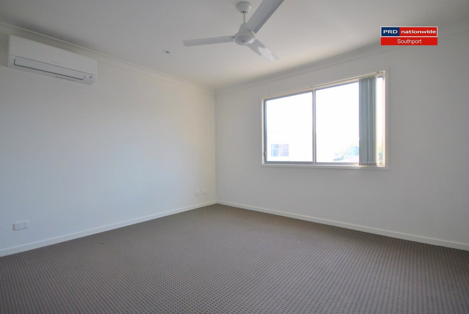 11/126 Central Street LABRADOR 7