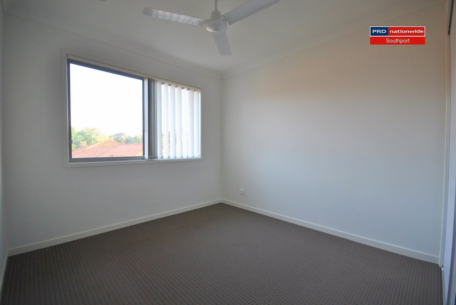 11/126 Central Street LABRADOR 10