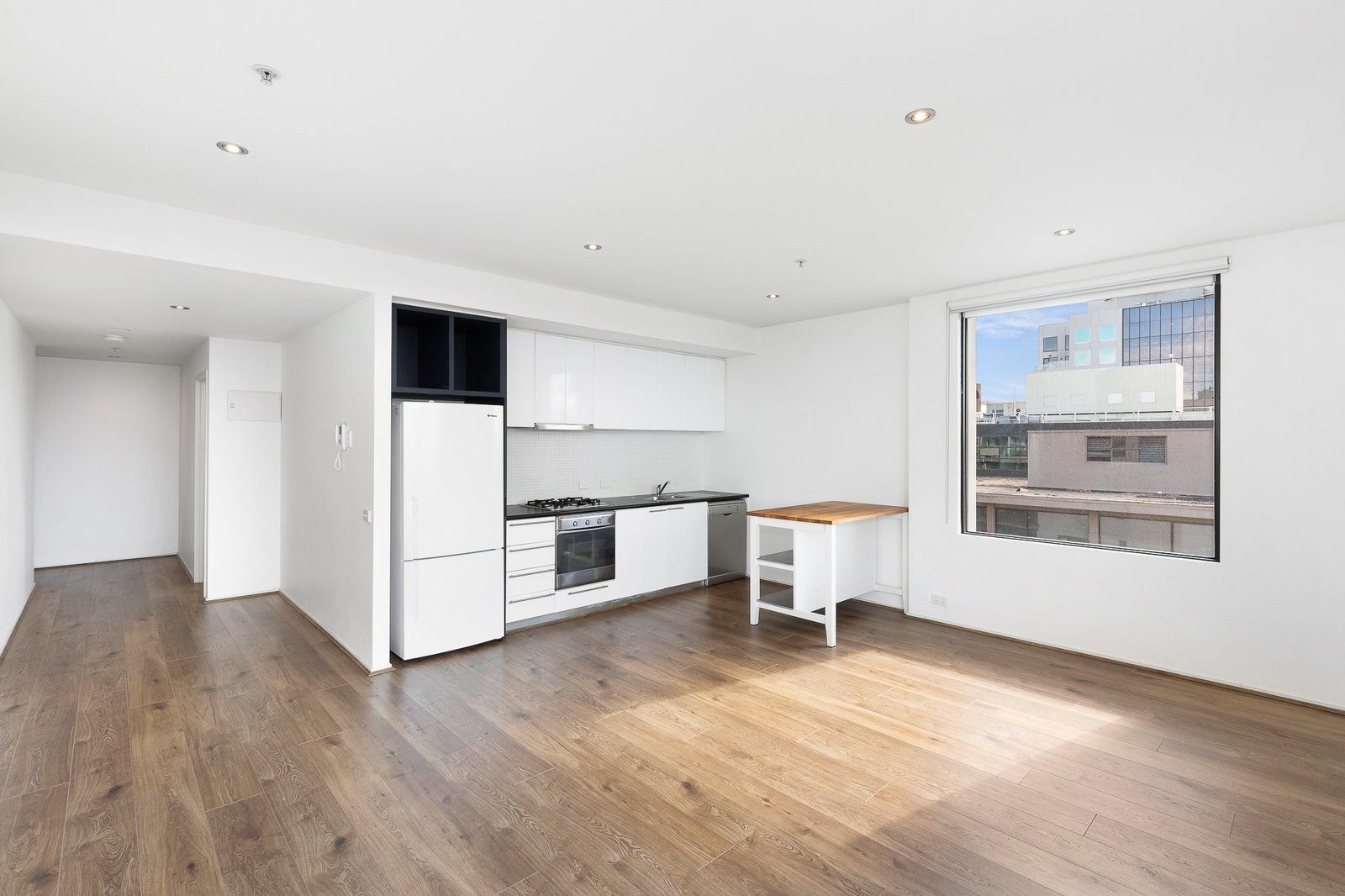 Gallery: 1112/610 St Kilda Road