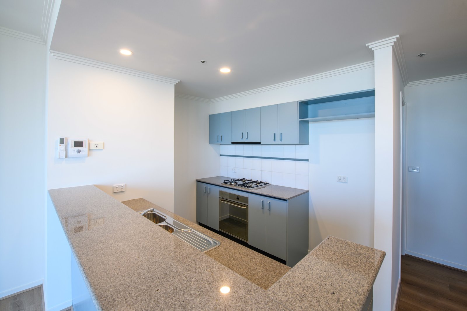 Gallery: 111/28 Southgate Avenue