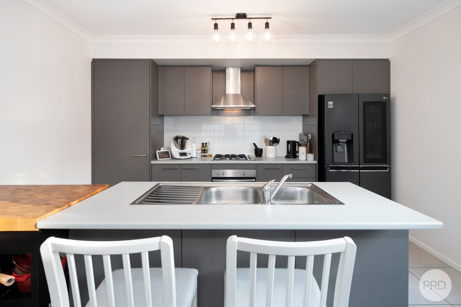 1/112A Yarrowee Parade REDAN 8