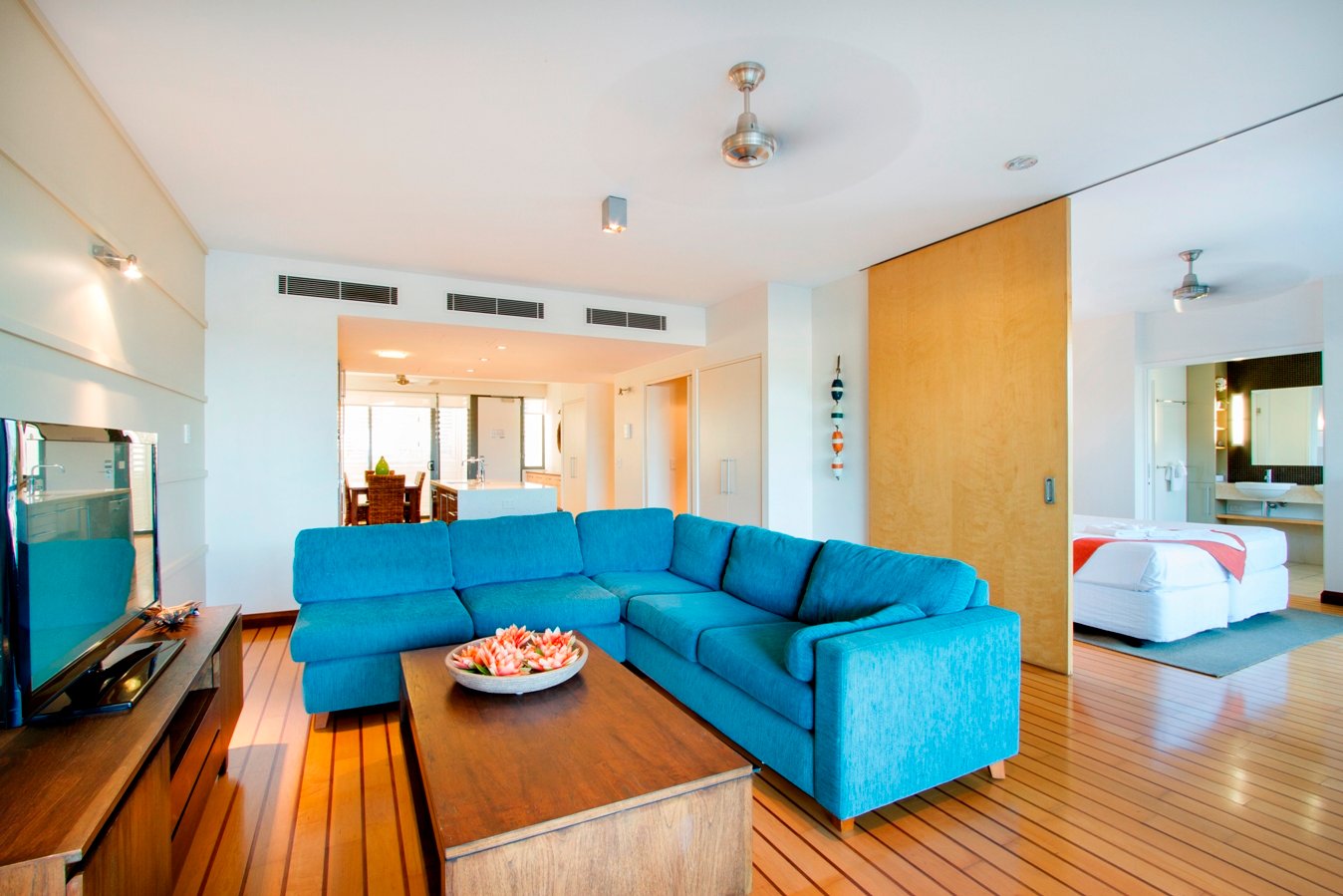 111/33 Port Drive AIRLIE BEACH 7