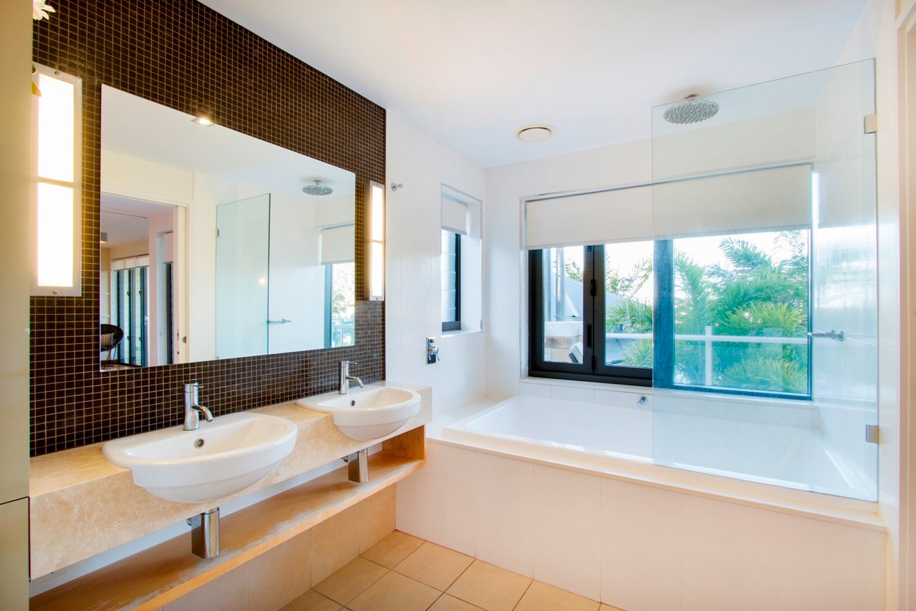 111/33 Port Drive AIRLIE BEACH 18