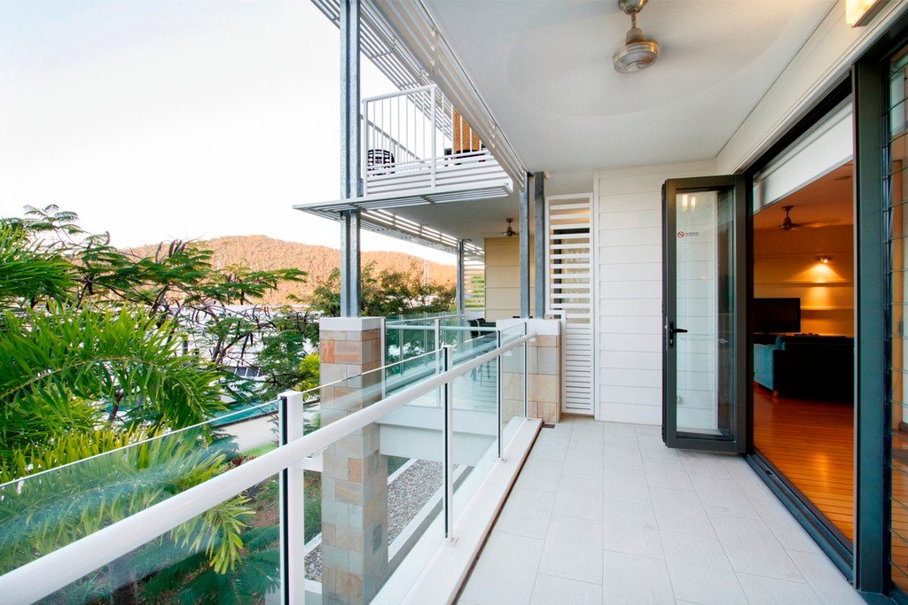 111/33 Port Drive AIRLIE BEACH 23