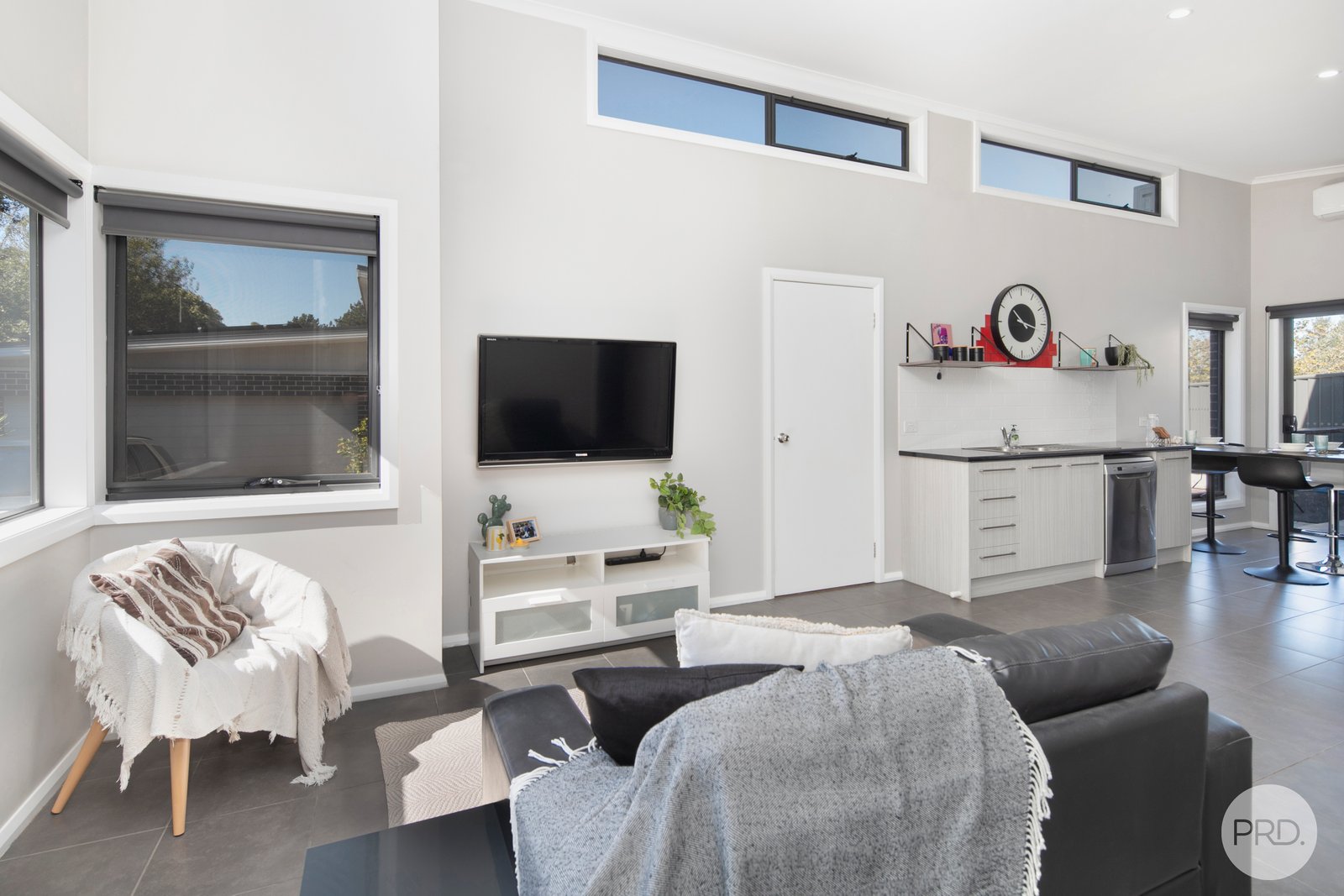 1/1133a Geelong Road MOUNT CLEAR 3