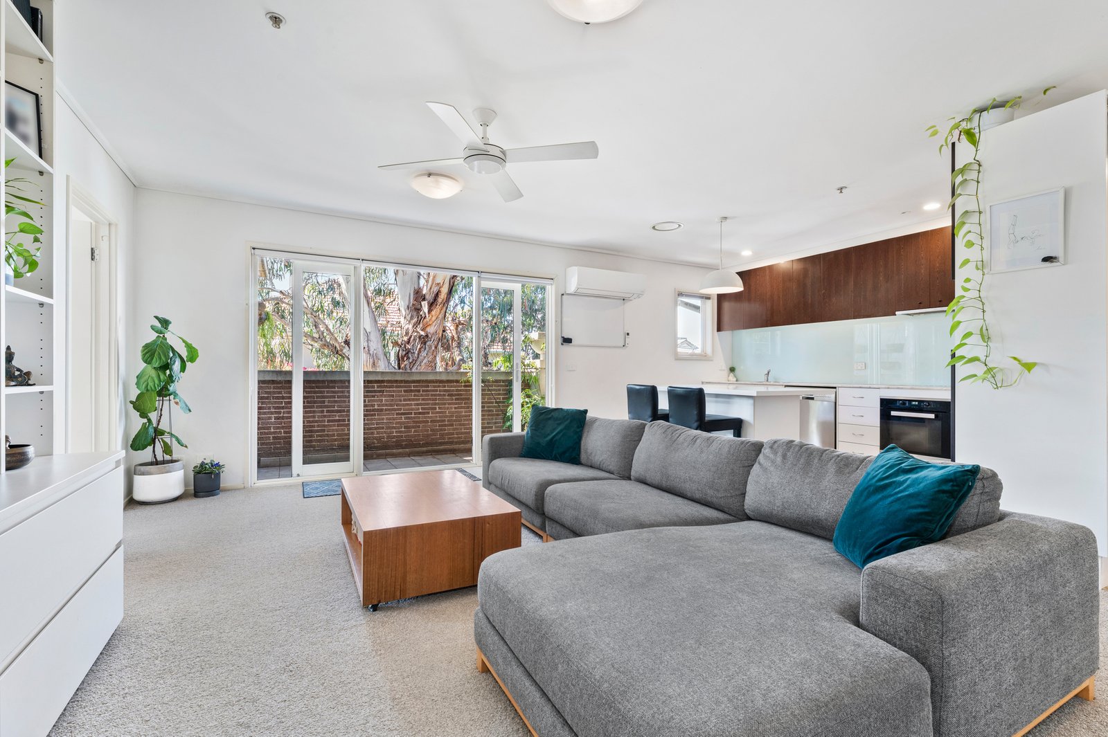 Gallery: 11/135-137 Brighton Road