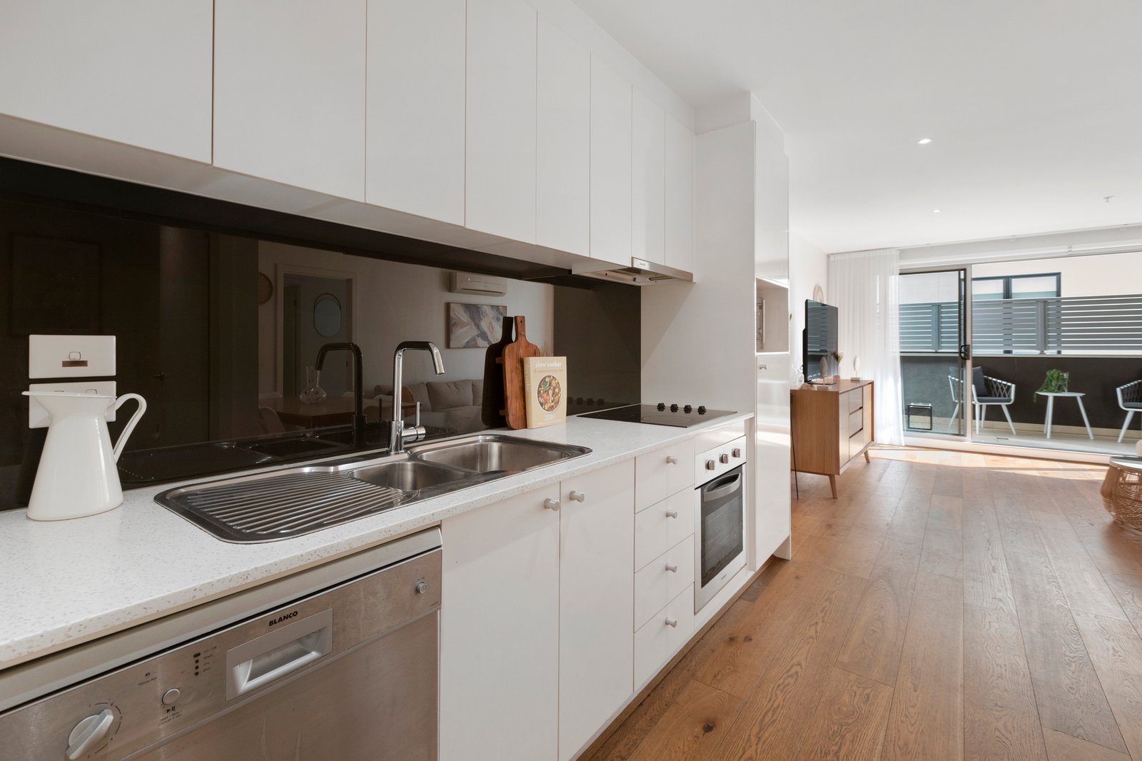 Gallery: 111/35 Childers Street