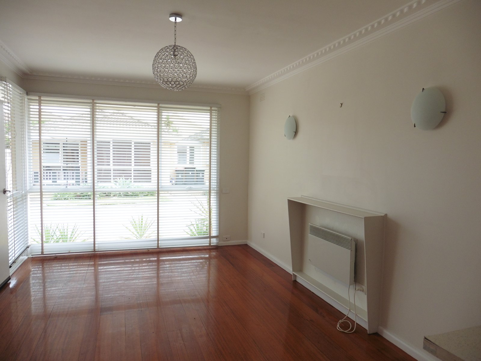 Gallery: 11/138 Beach Road