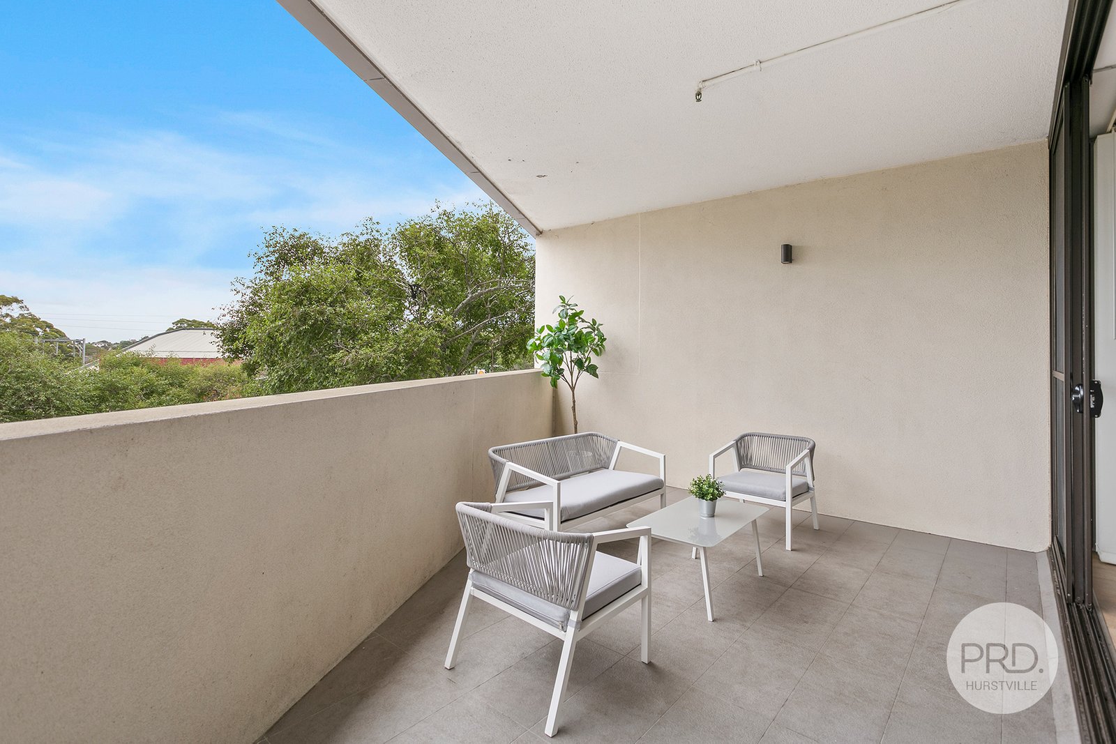 111/380 Forest Road HURSTVILLE 9