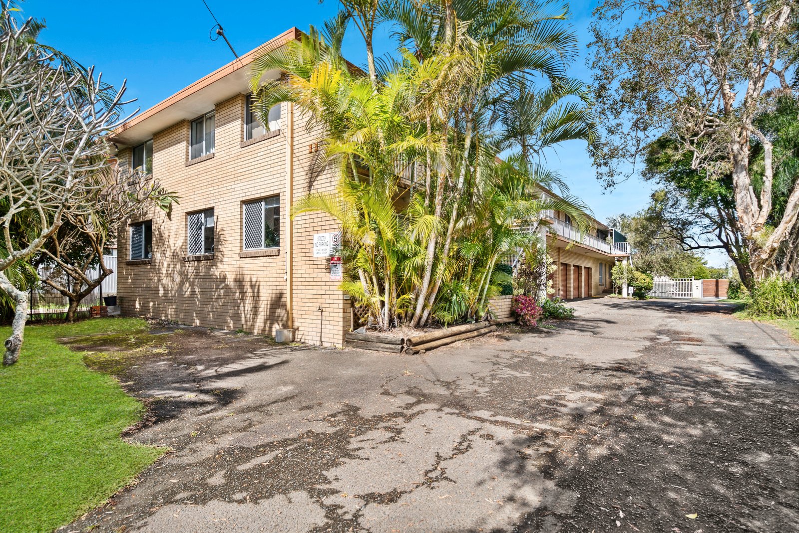 1/114 Kennedy Drive TWEED HEADS WEST 8