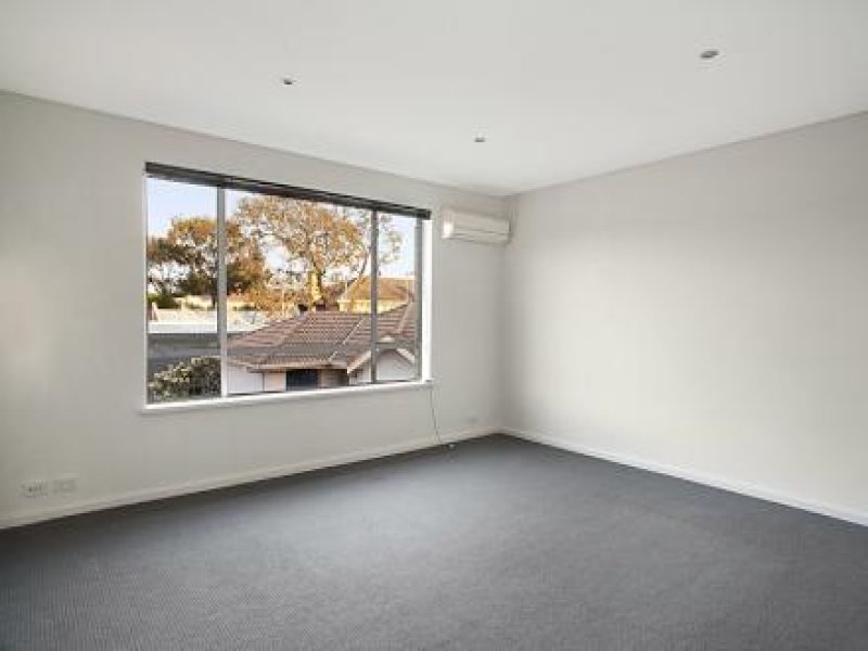 Real Estate and Property in 11/14 Liddiard Street, Hawthorn, VIC