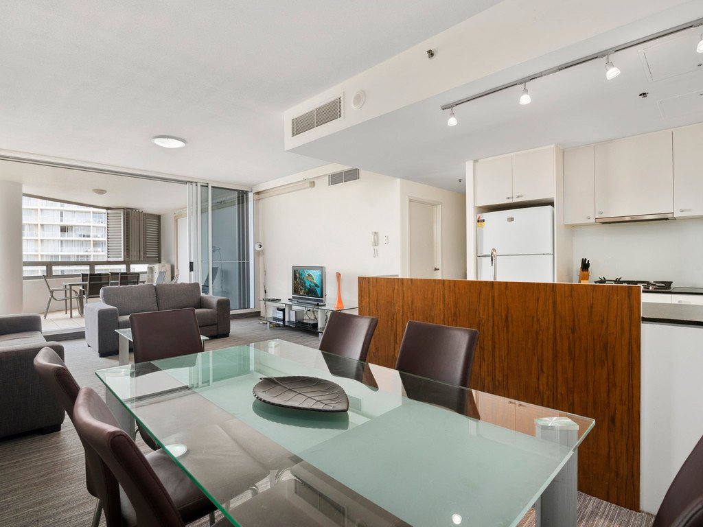 1114/18 Stuart Street TWEED HEADS 2