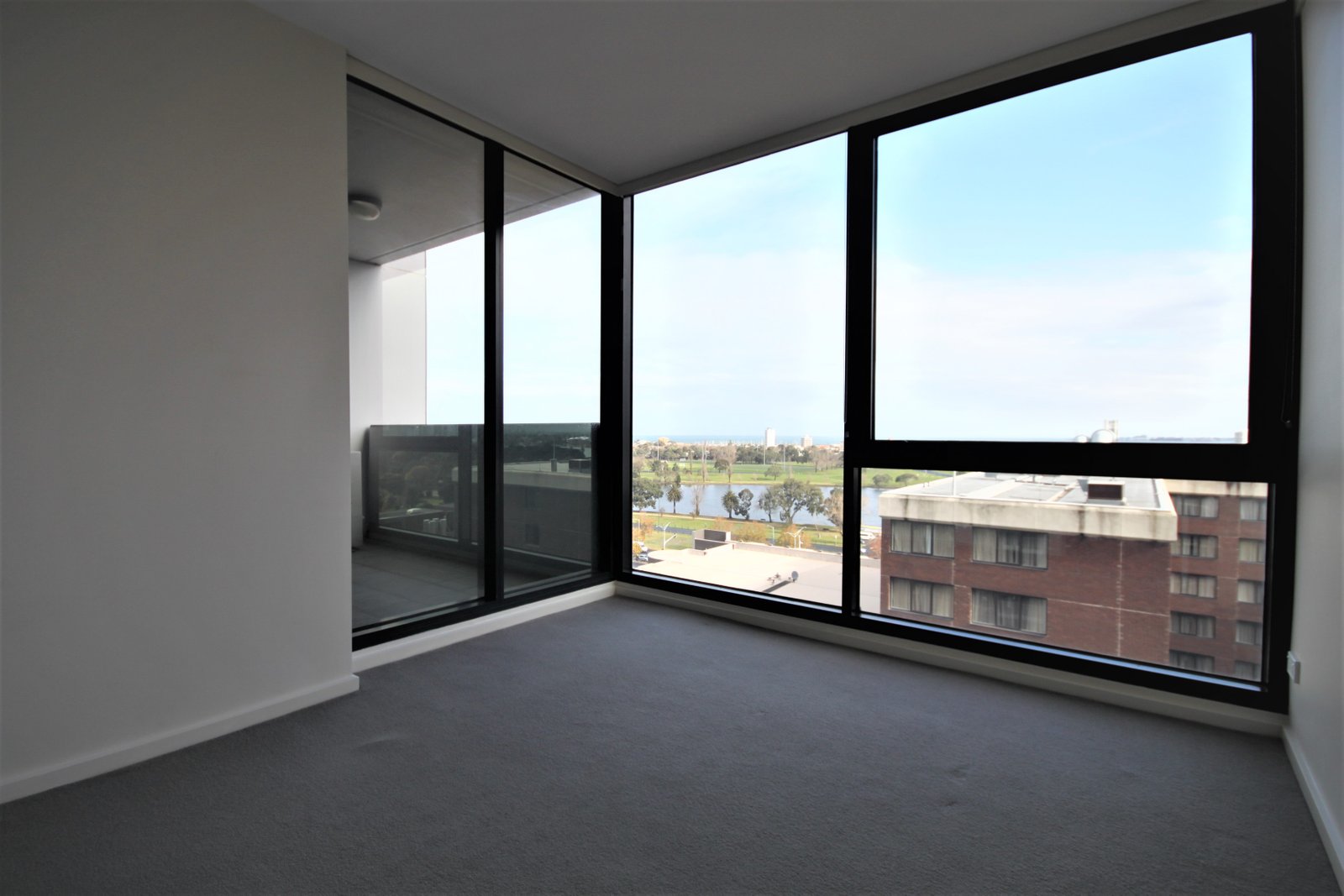 Gallery: 1114/594 St Kilda Road