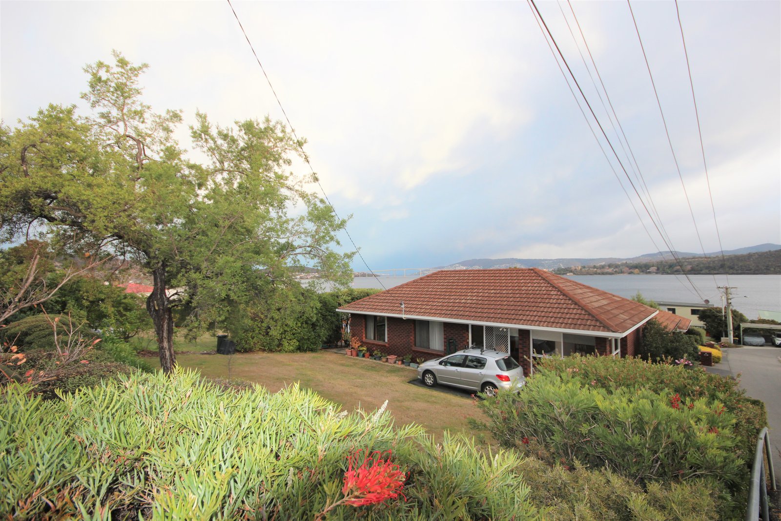 1/115 Derwent Avenue LINDISFARNE 1