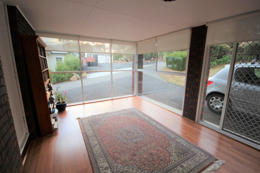 1/115 Derwent Avenue LINDISFARNE 7