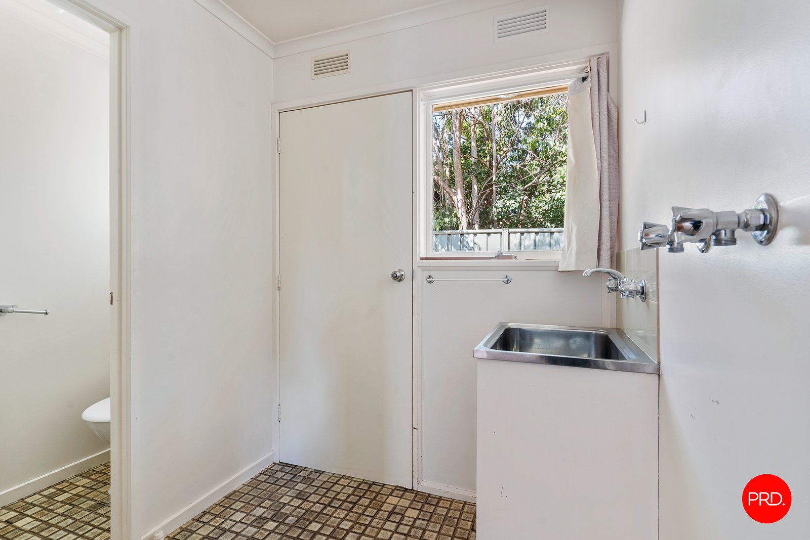1/115 Havlin Street East FLORA HILL 9