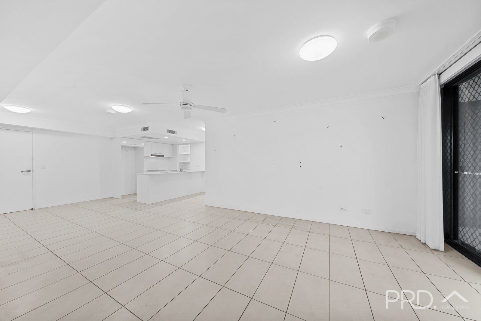 11/152-158 Broadwater Terrace REDLAND BAY 4
