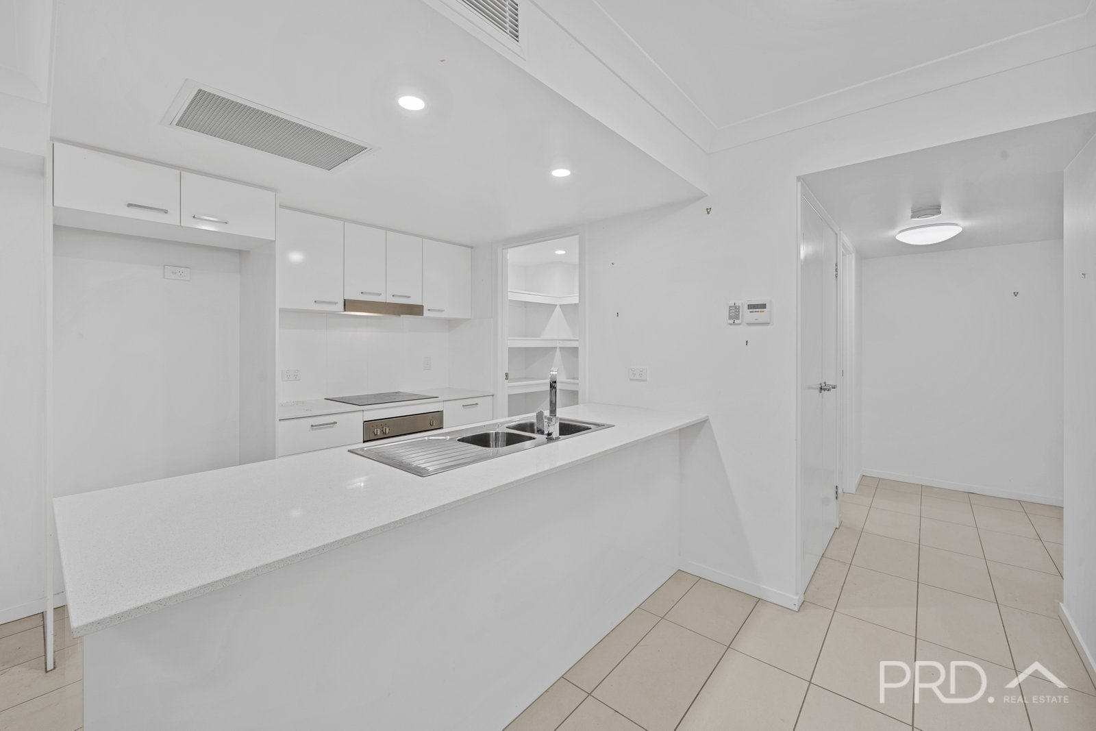 11/152-158 Broadwater Terrace REDLAND BAY 5