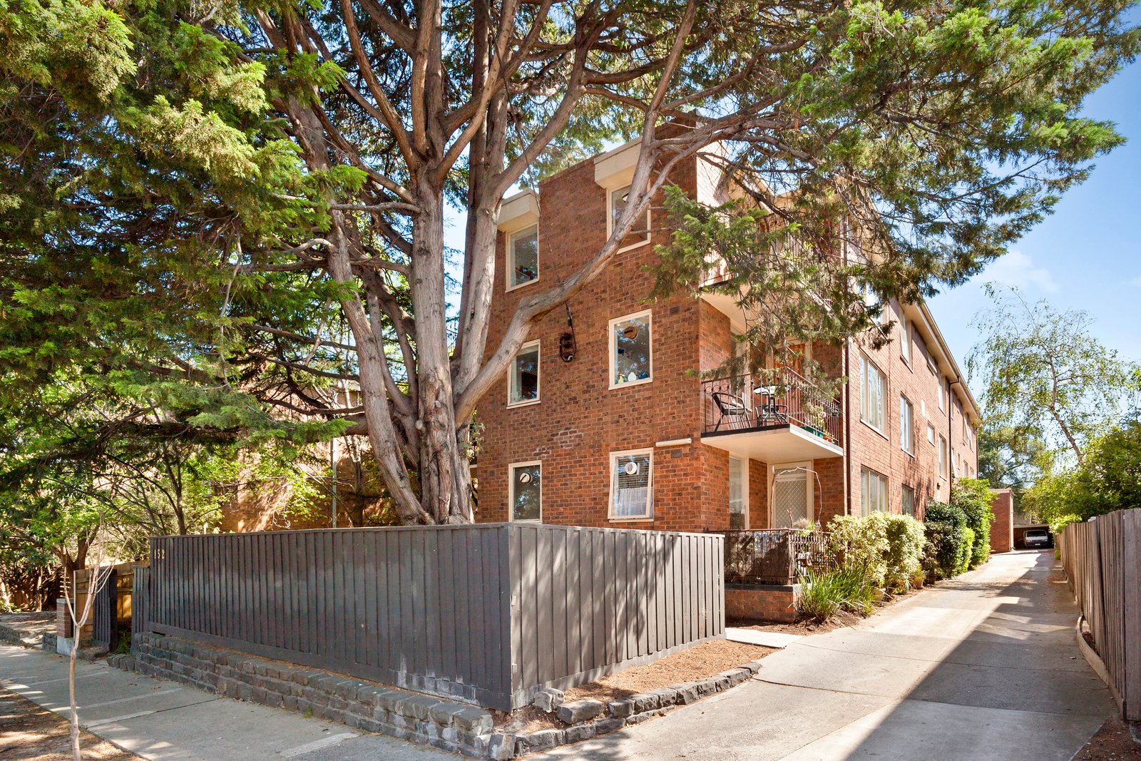Gallery: 11/152 Alma Road